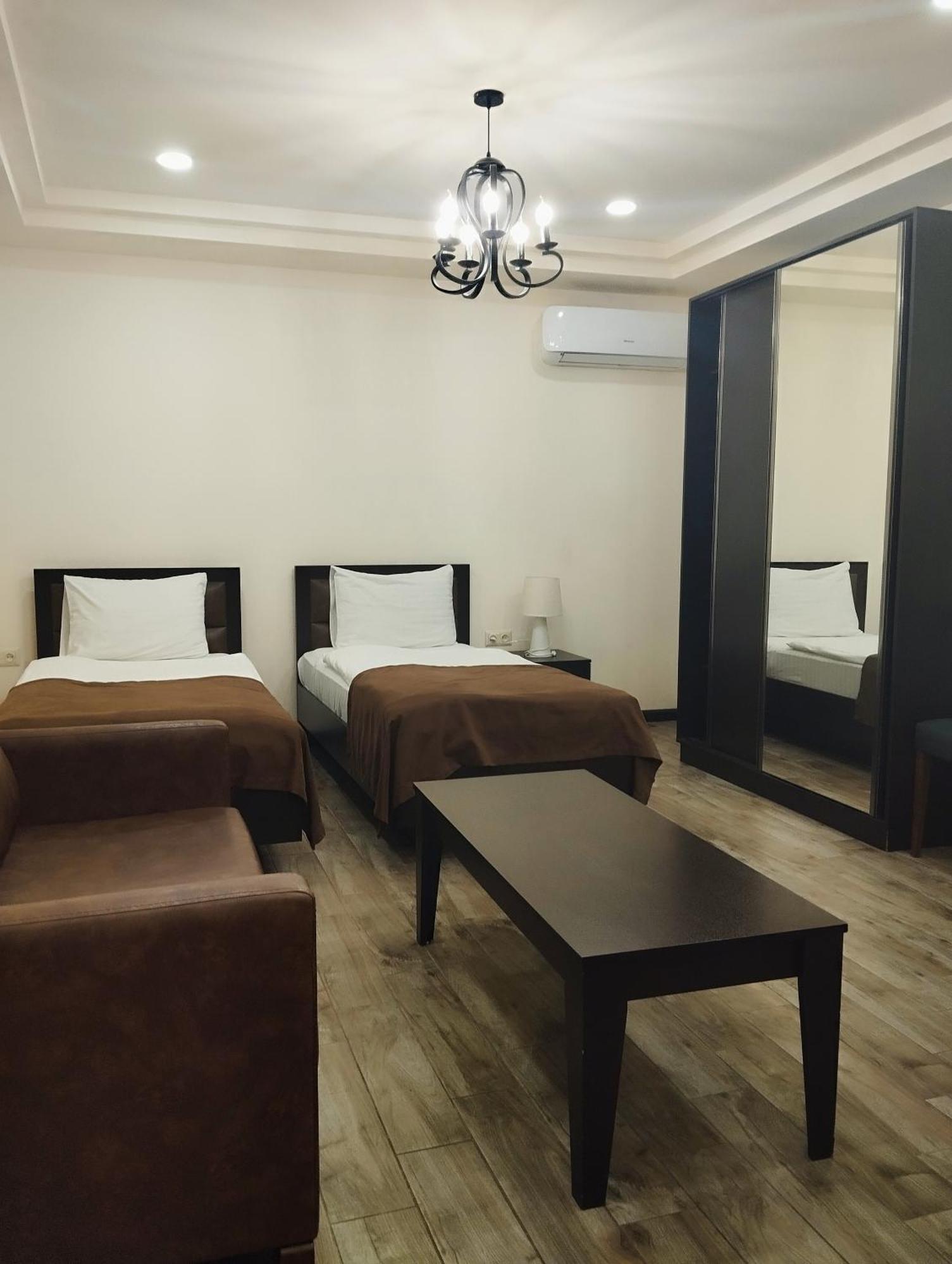 Boutique Living Hotel Yerevan Luaran gambar